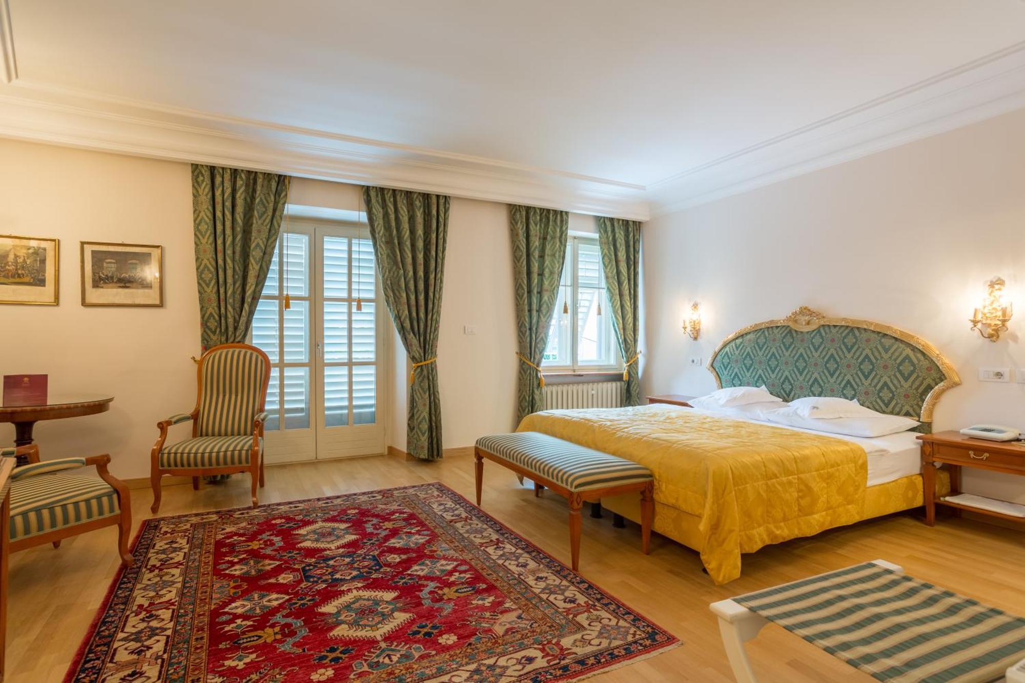 Hotel Elephant Brixen Exterior foto